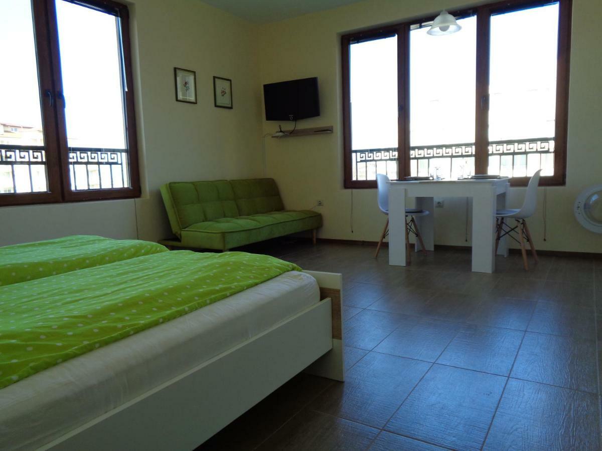 דירות פומורי Nereya Palace Studio Mona מראה חיצוני תמונה